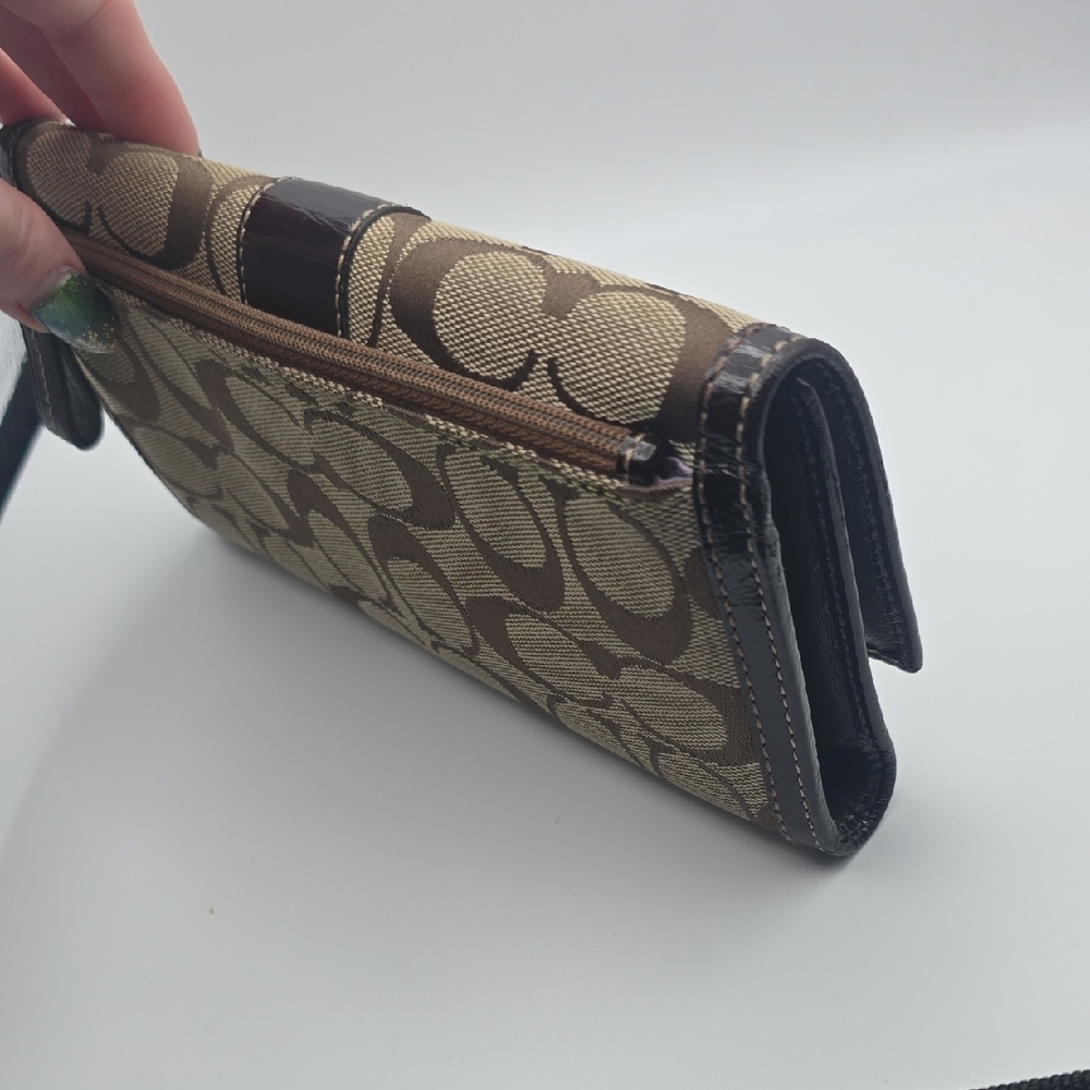 Coach Brown Signature Mono Canvas Continental Wallet W/ Checkbook Holder (EUC)✨️ - Picture 5 of 12